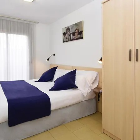 Neptuno Apartment Calella