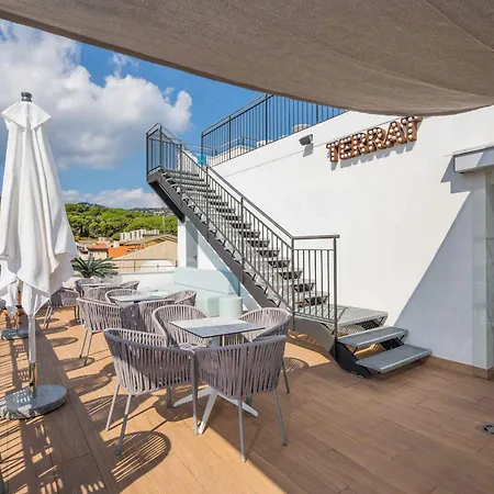Neptuno Apartament *