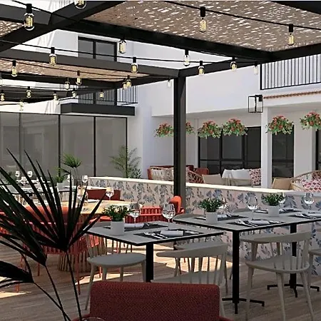 Neptuno Apartment 3*