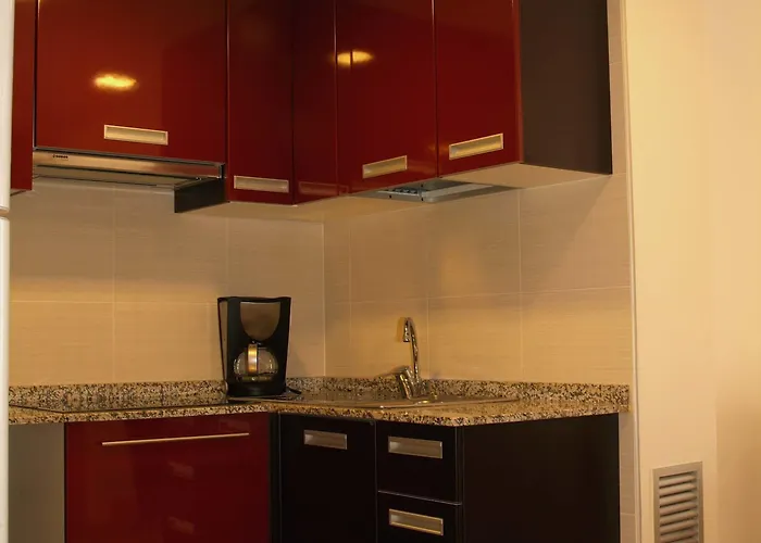 Neptuno Daire 3*